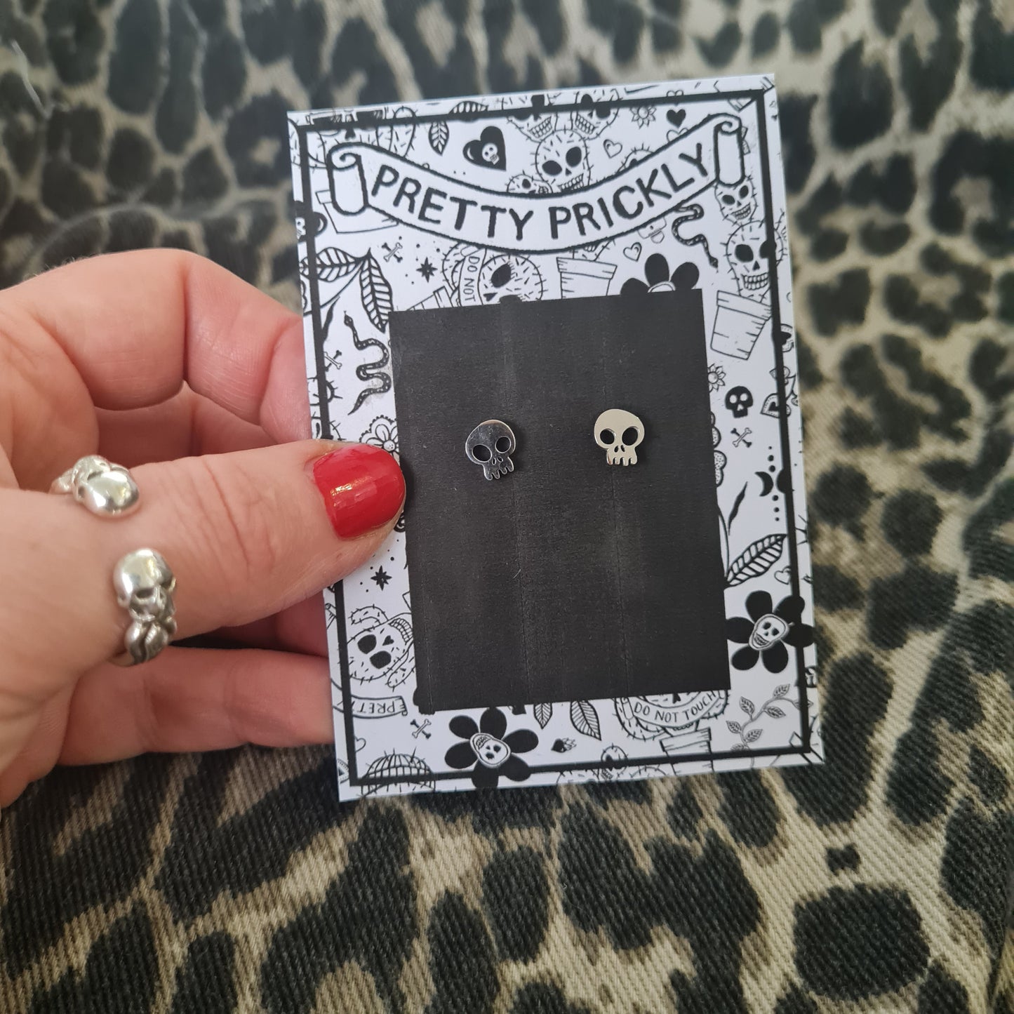 Steel Skull Studs