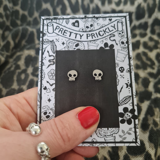Steel Skull Studs