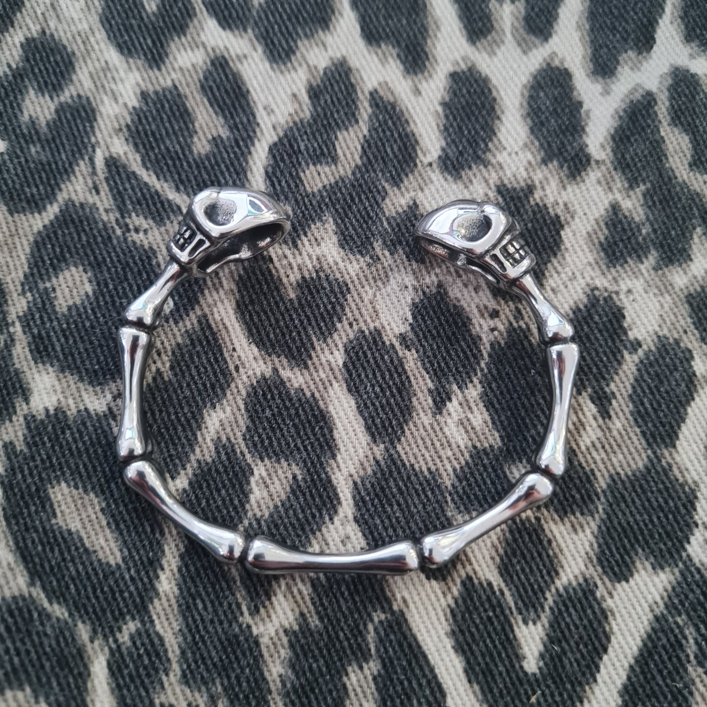 Chunky Punk Skull bangle
