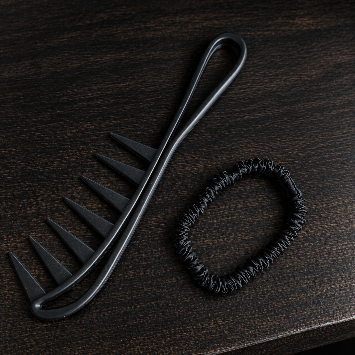 Strong Strands