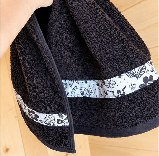 Prickly Hand Towel